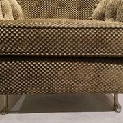 Fauteuil boutonné du milieu du siècle avec pieds en métal