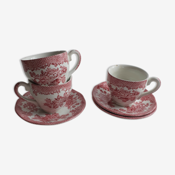 Trio of cups and saucers in english porcelain