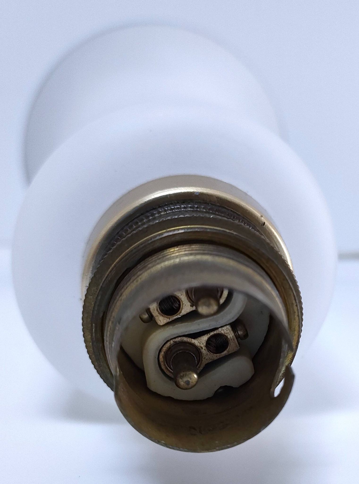Pied de lampe opaline frise fleurs stylisées années 70