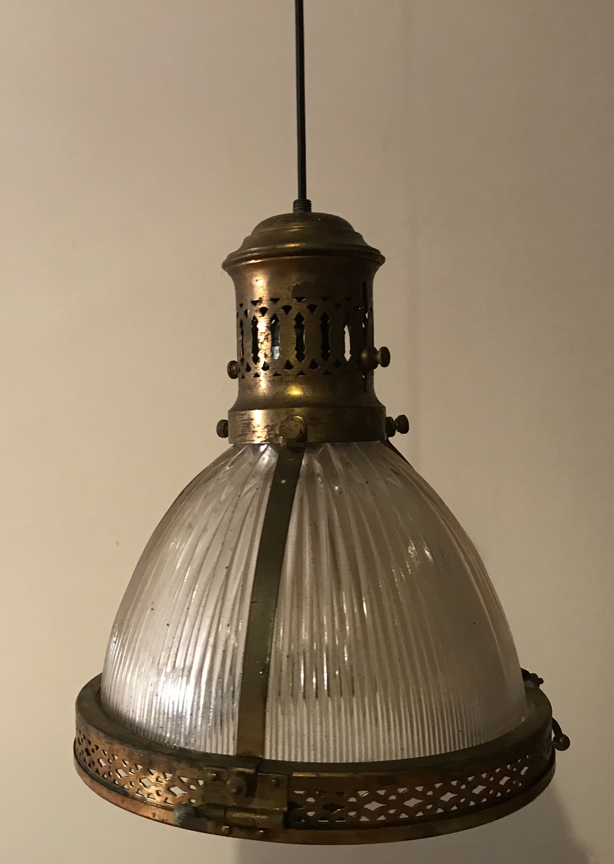 Suspension ancienne holophane