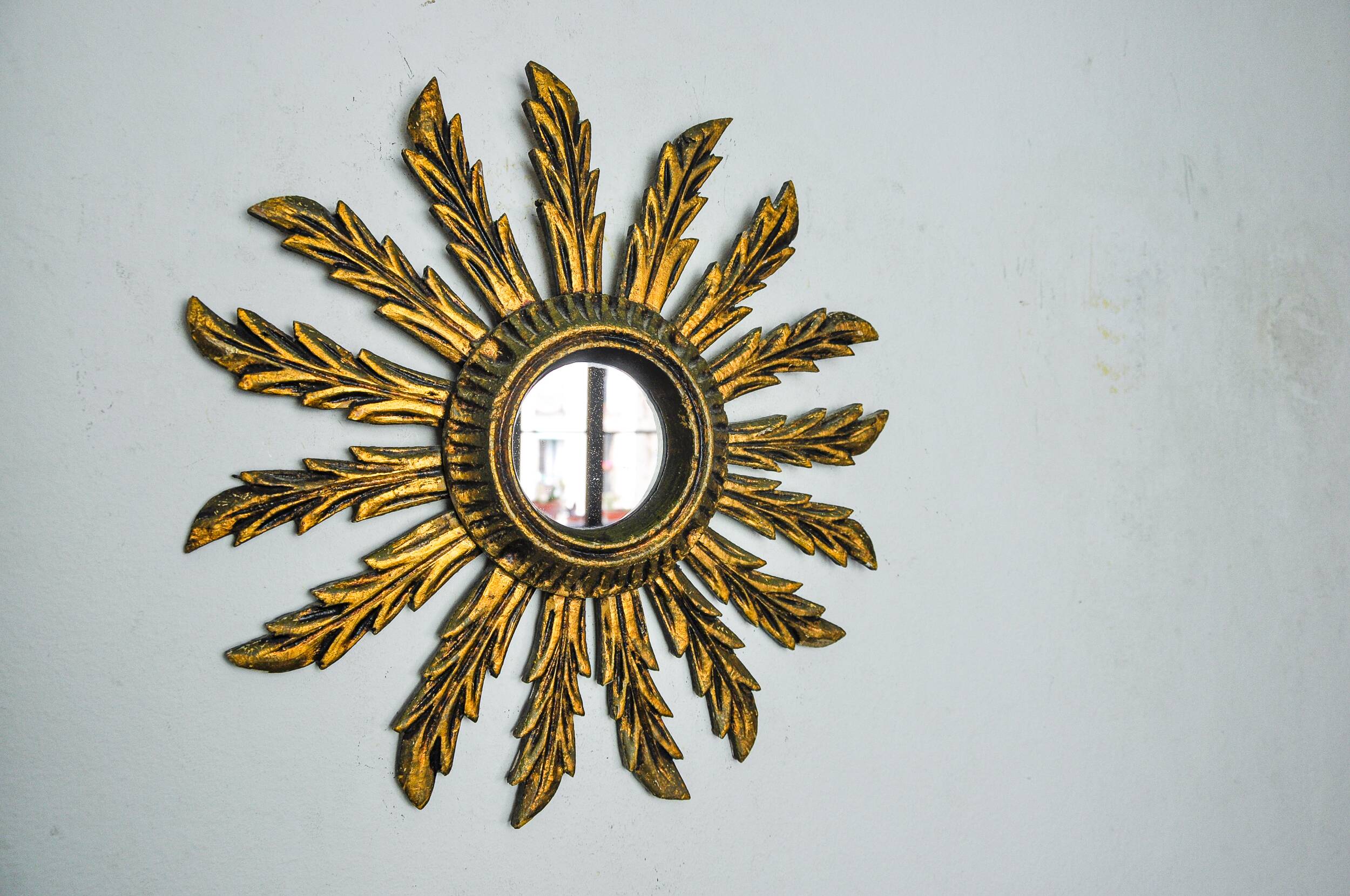 Sun mirror in gilded wood, France, 1960, 38 cm
