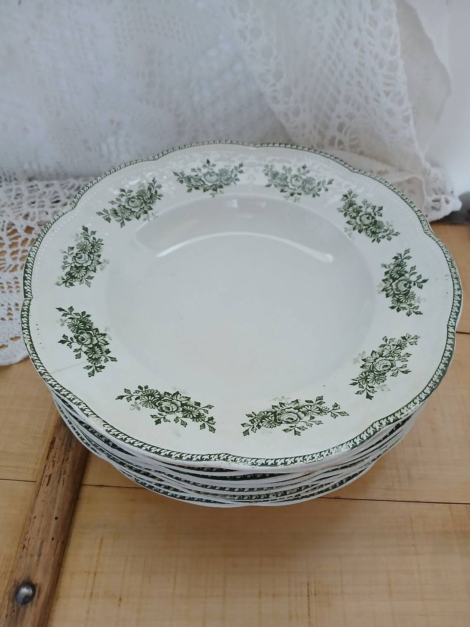 9 assiettes creuses Terre de fer Badonviller