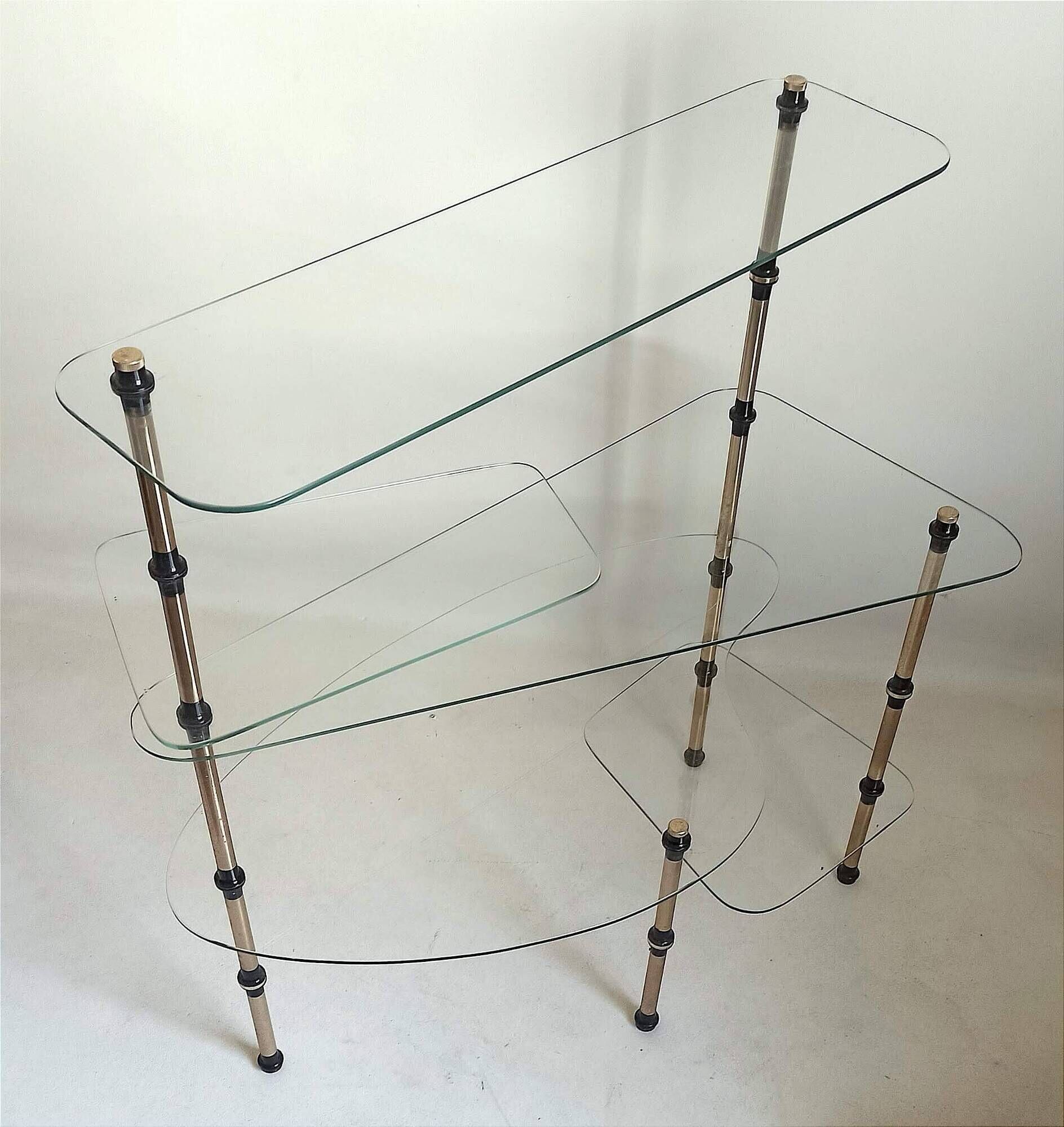 Étagère vitrée Années 50  Largeur 82 cm