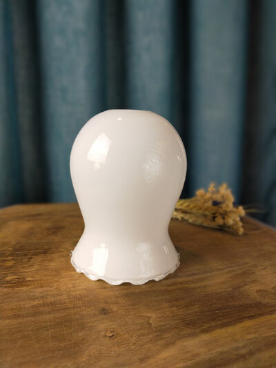 White opaline shaped like a lily of the valley bell
