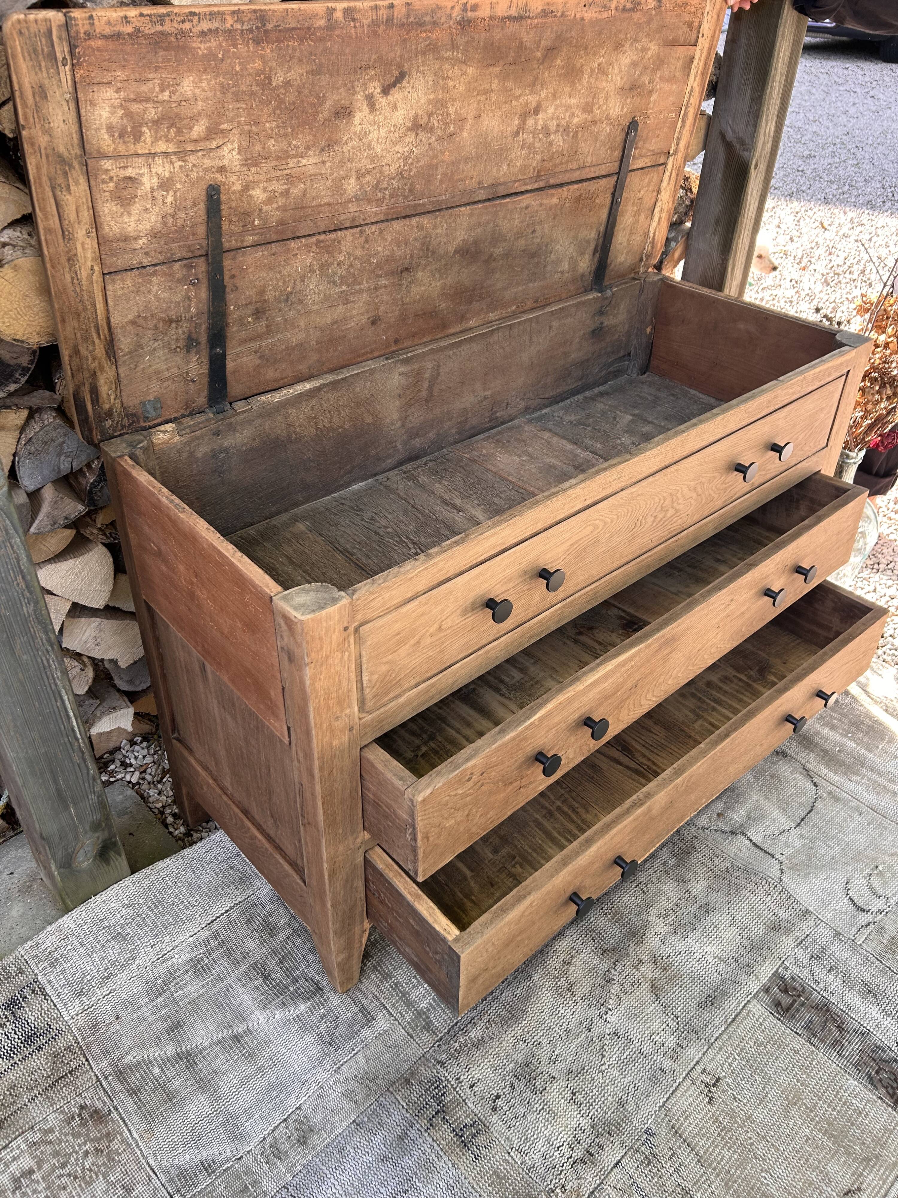Commode ancienne massif rénovée