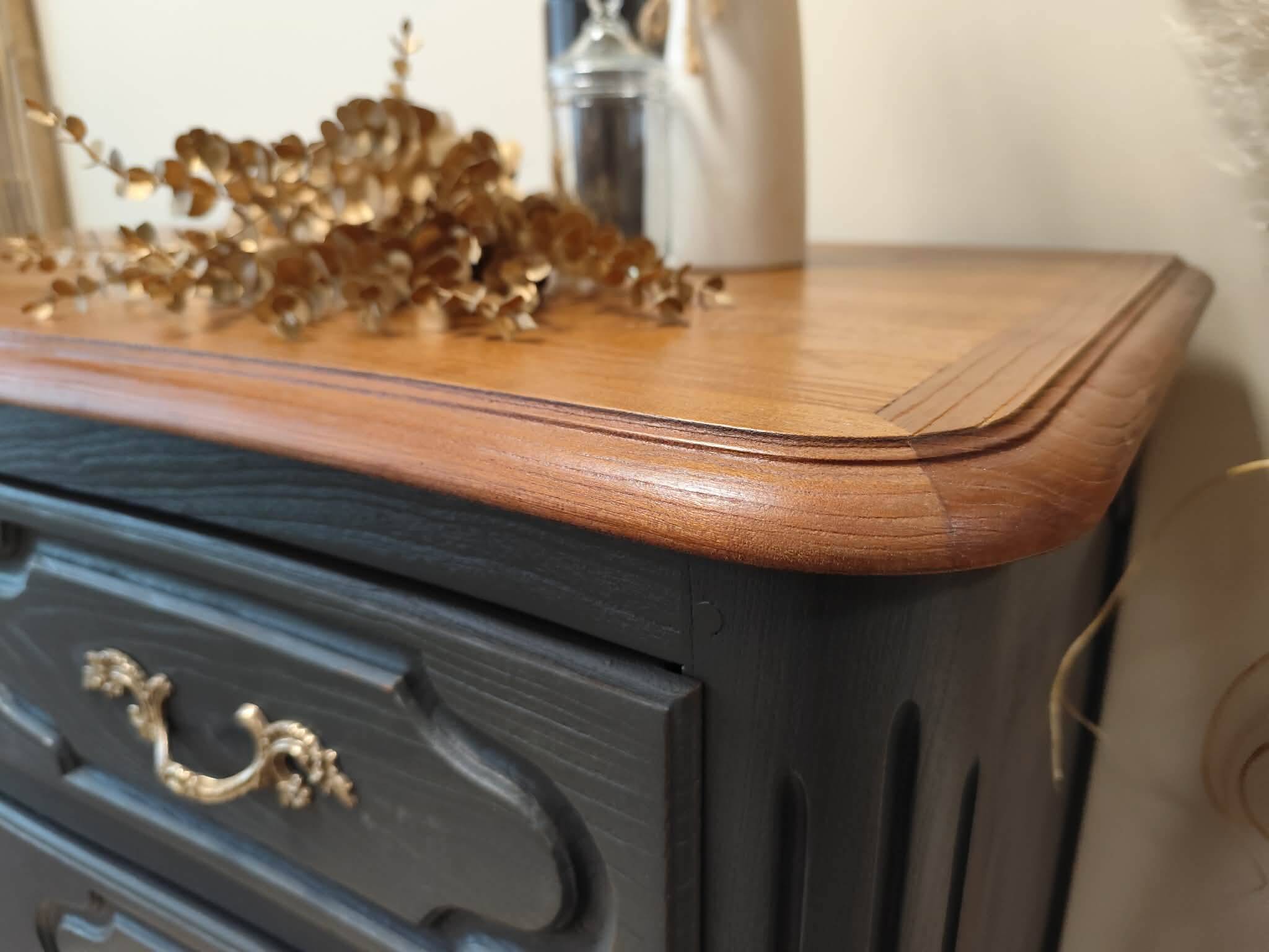 Birch wood chest of drawers