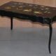 Bureau d'écriture vintage peint polychrome laqué noir avec oiseaux et fleurs