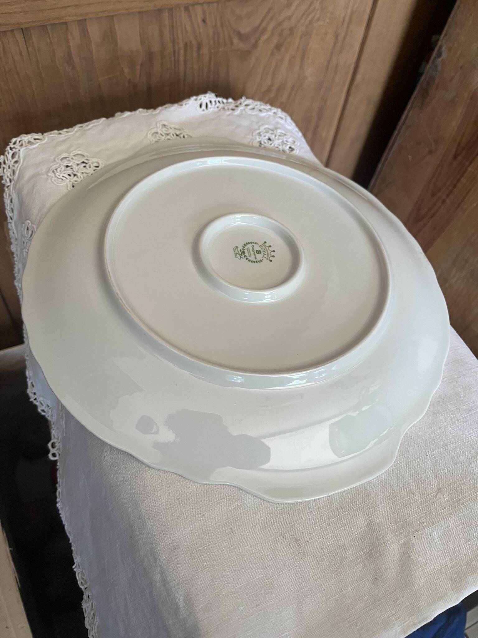 Floral tart dish in Italian ceramic by Royal Tognana