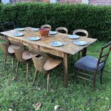 Farm table