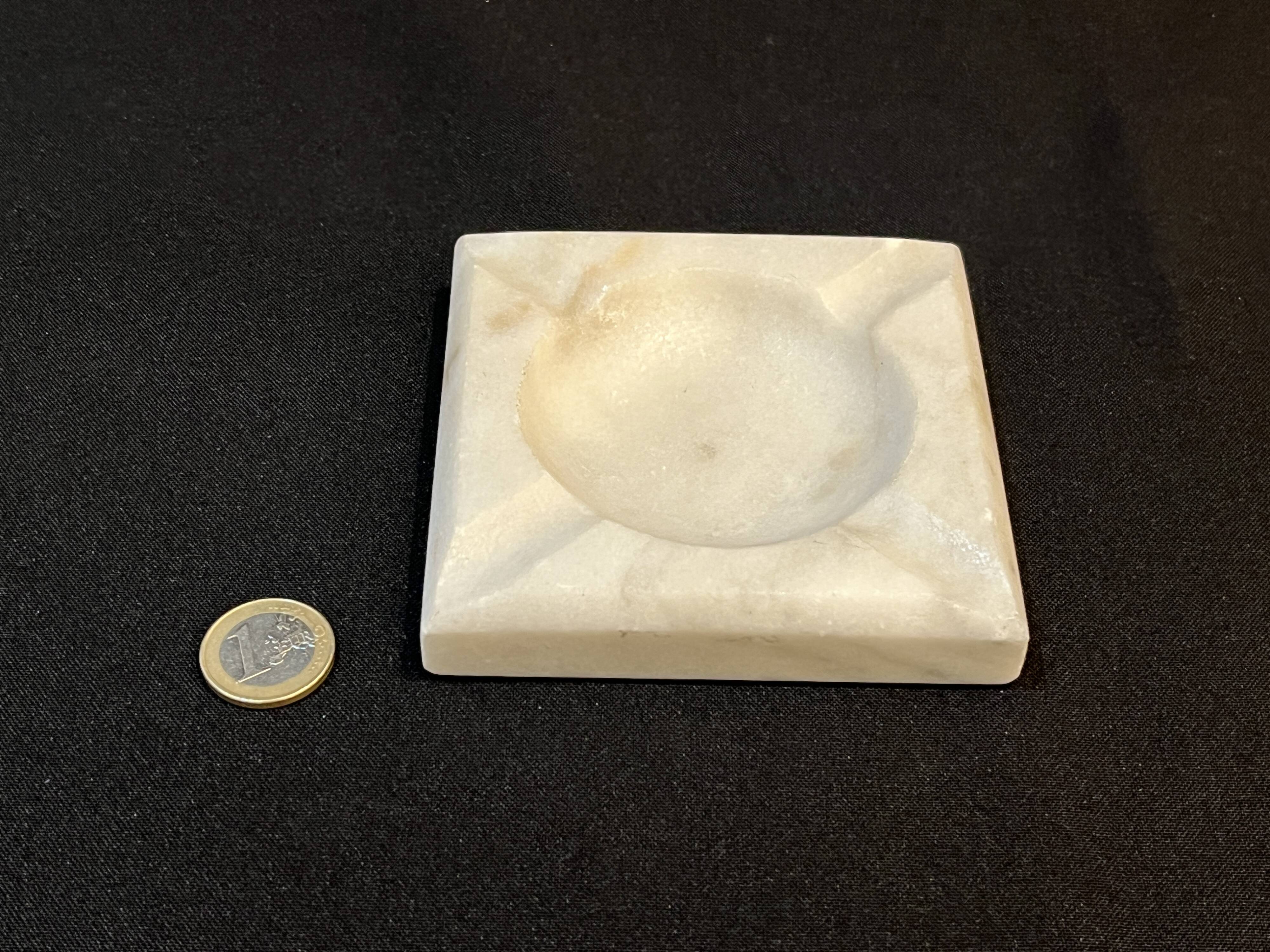 Vintage ashtray in white marble square 1970s Carrara Italy
