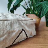 Moroccan Berber pouf White and black