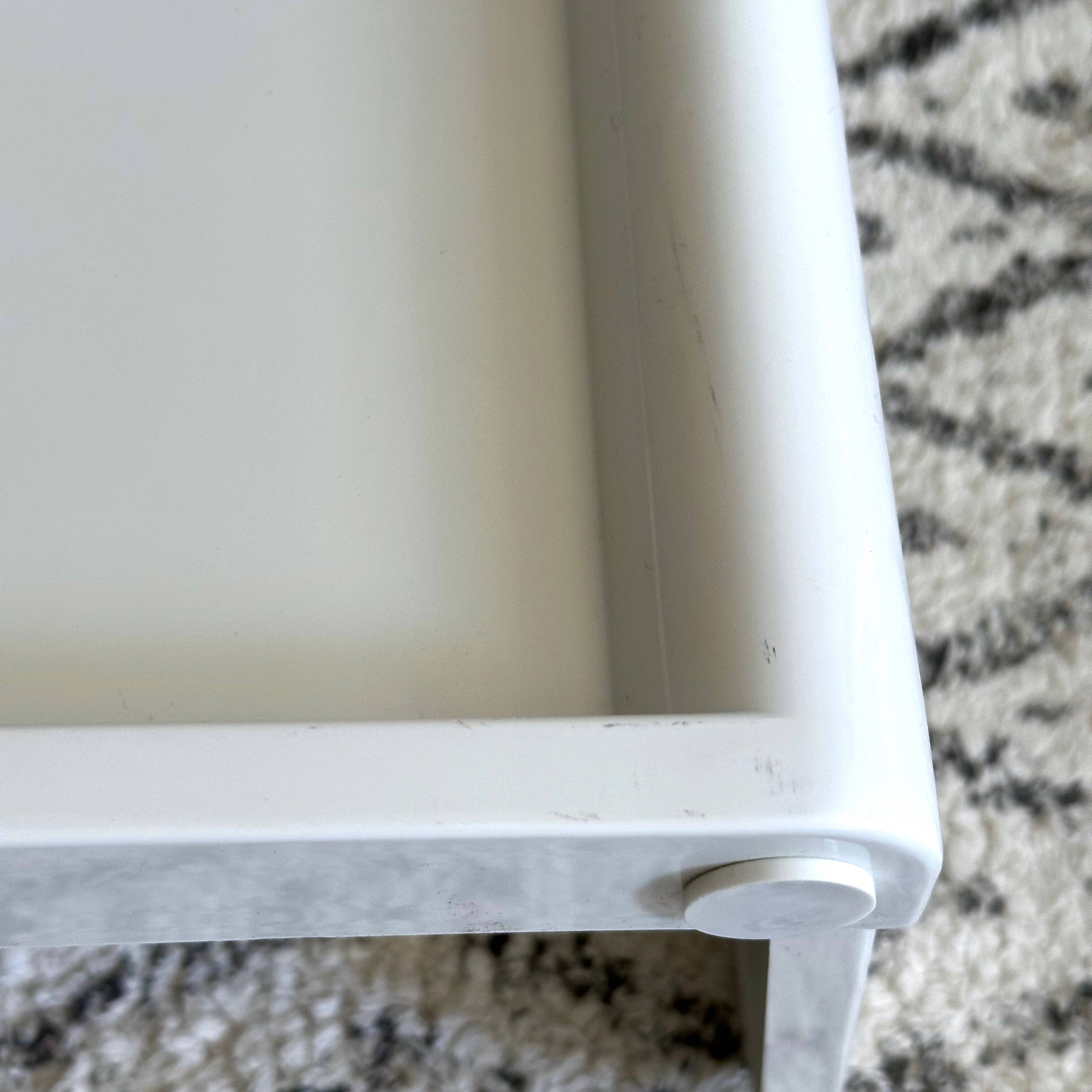 Guzzini tray Jolly white, bed tray, Luigi Massoni