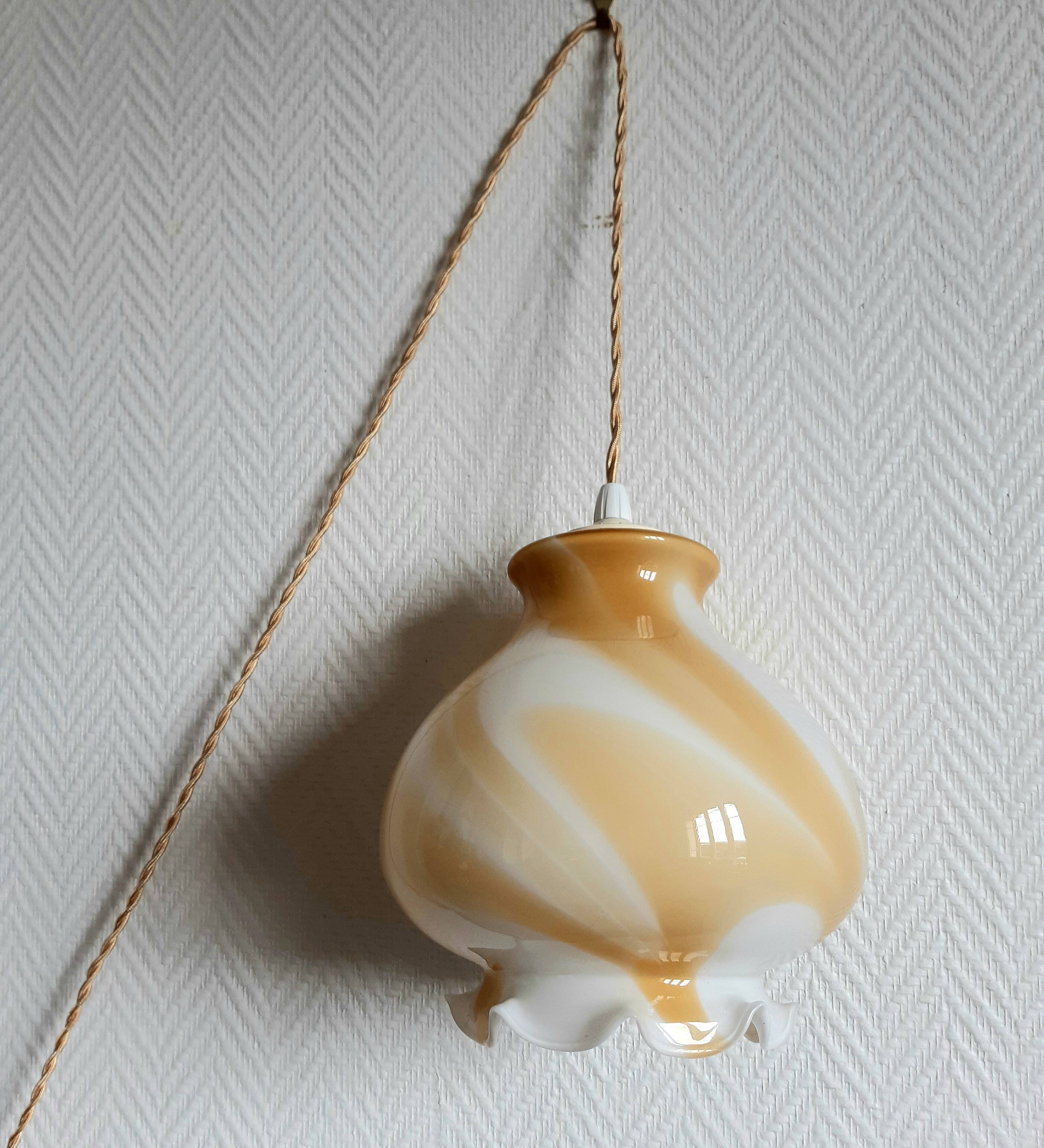 Lampe baladeuse globe miel style Murano 1970