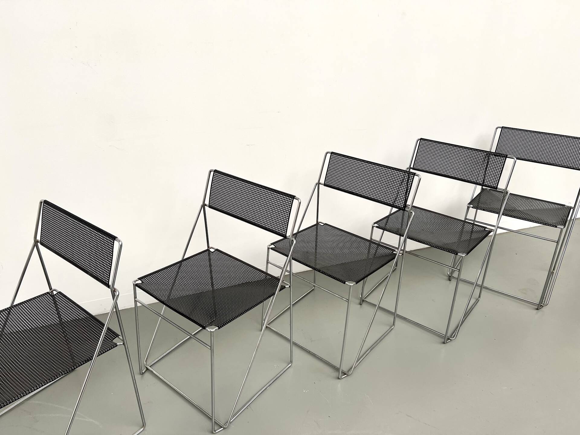 Set of 6 Nuova X-Line chairs, 1977
