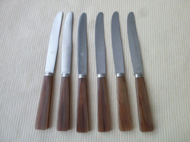 Set of 6 YC Table Knives Stainless Steel and Bovine Horn