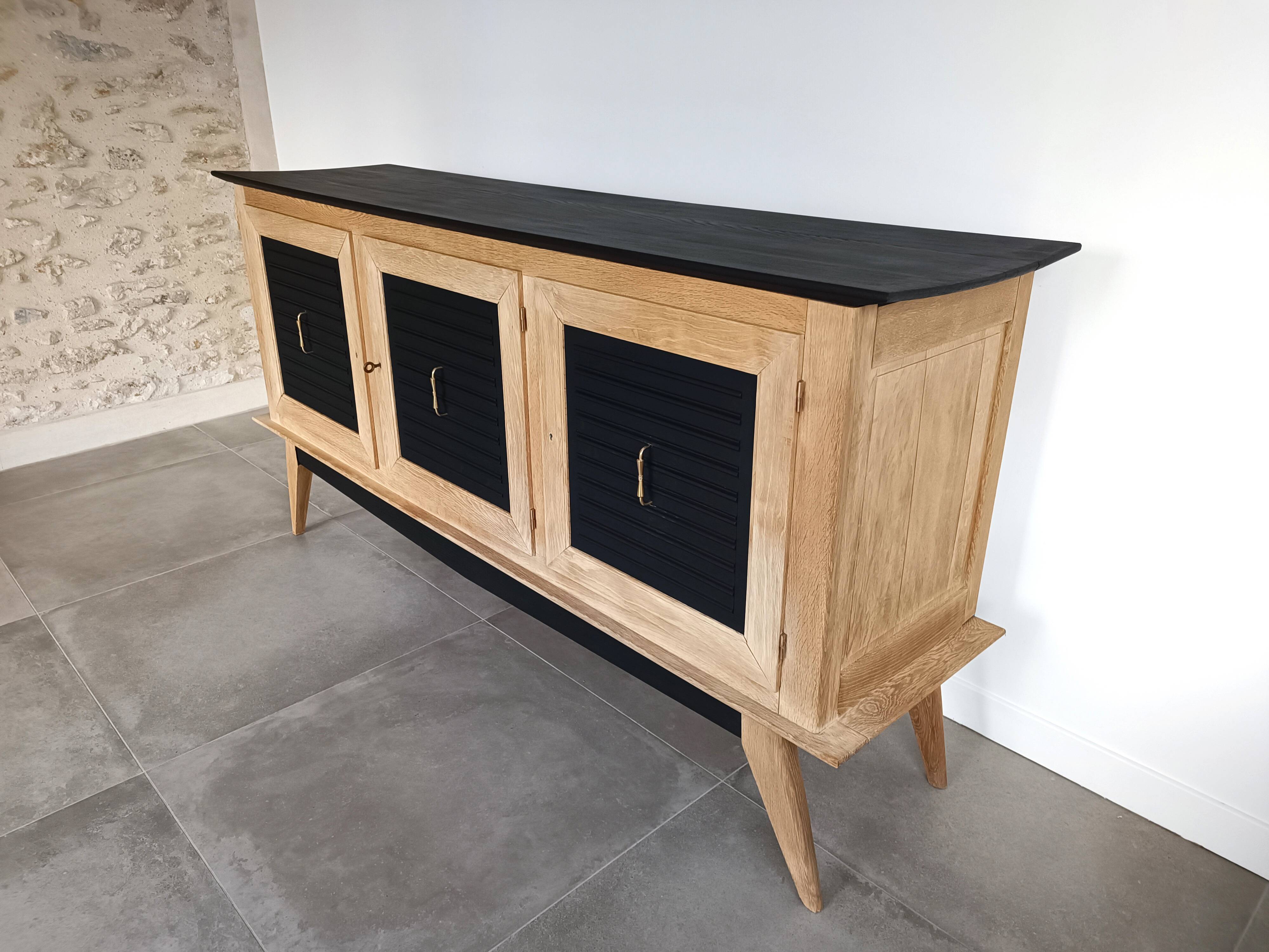 Cabinet from the 50s in solid oak signed FNA N° 0049