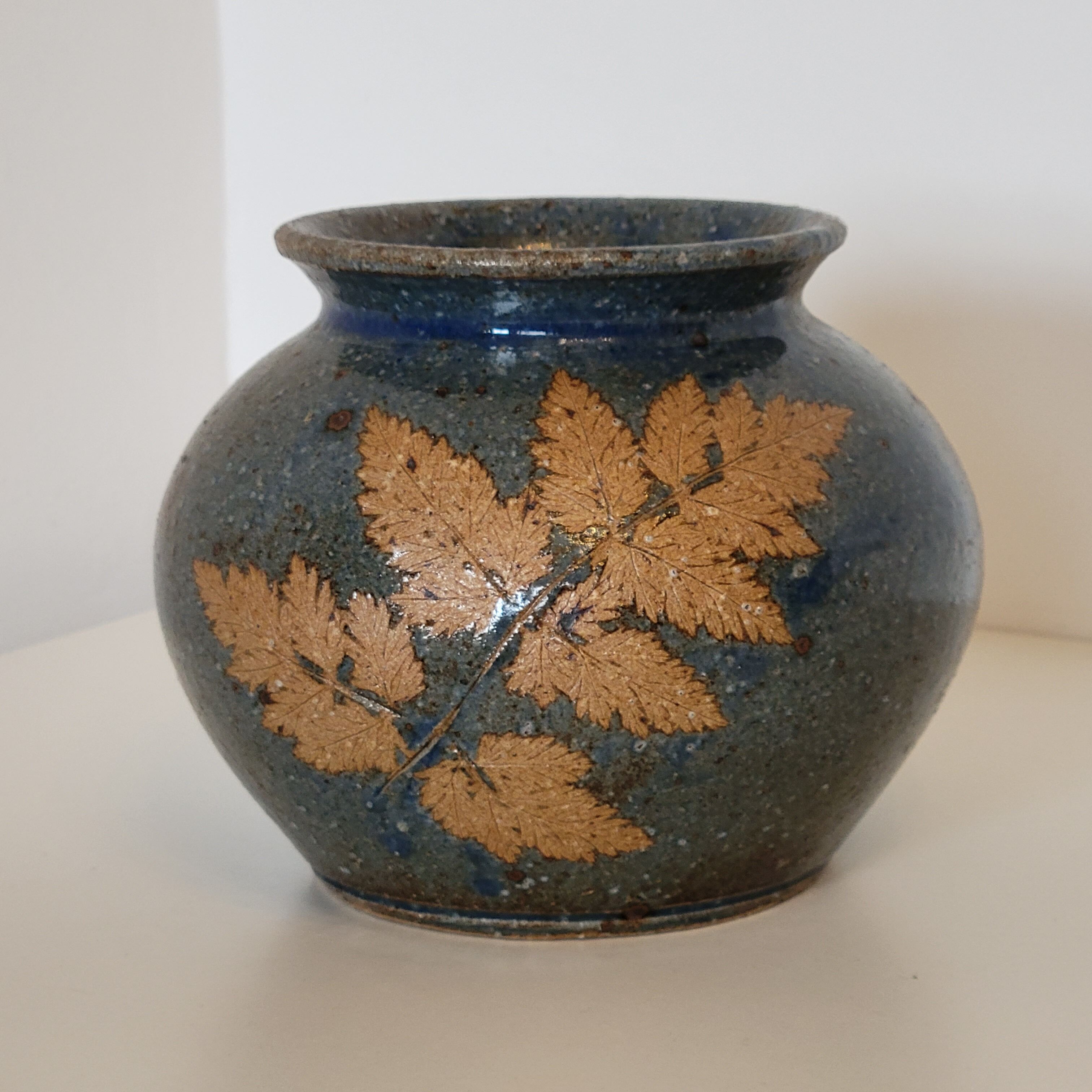 Sandstone vase decorated with oak leaf, ceramic by Alain Blanchard