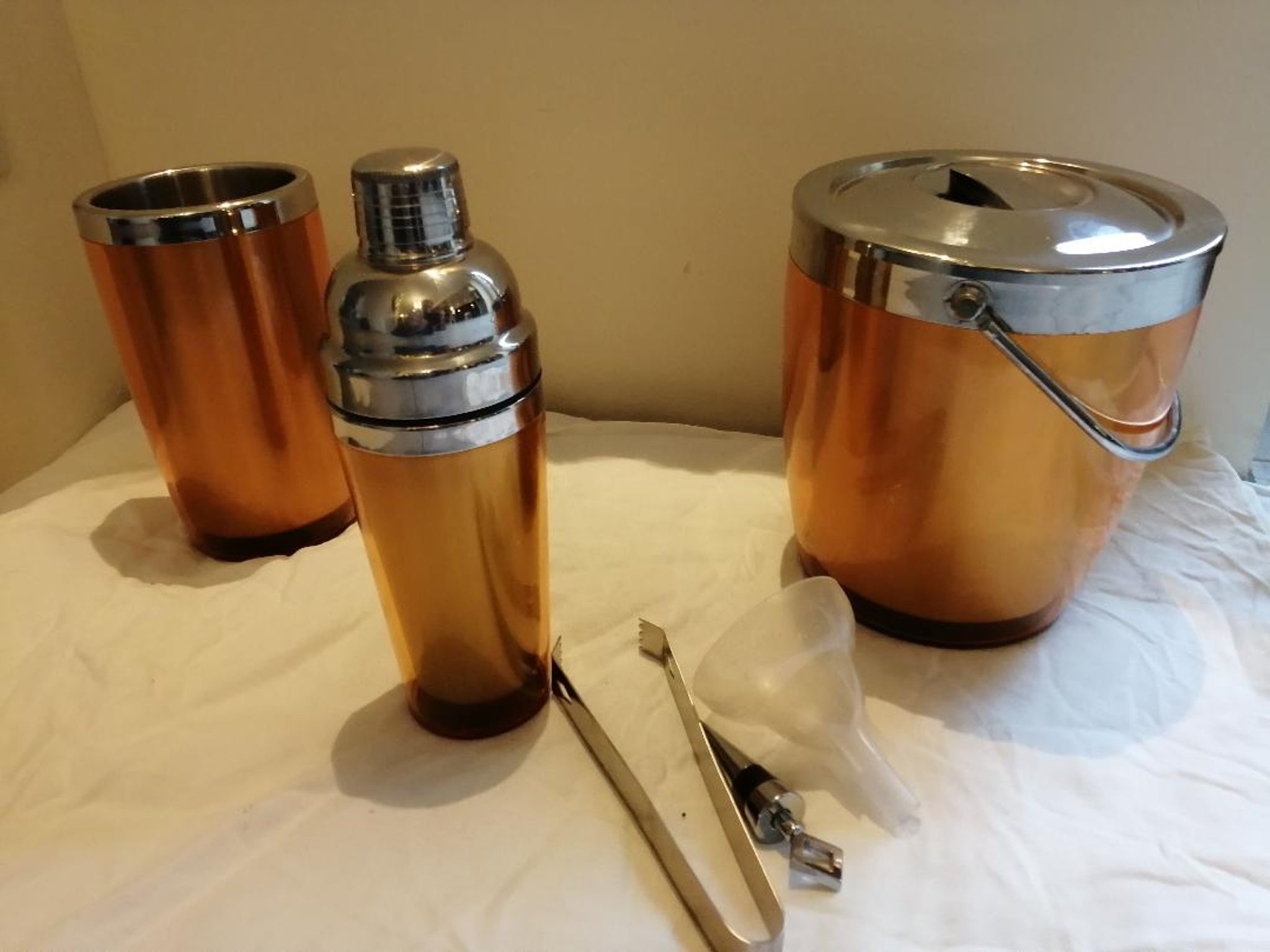 Ensemble à cocktails années 80