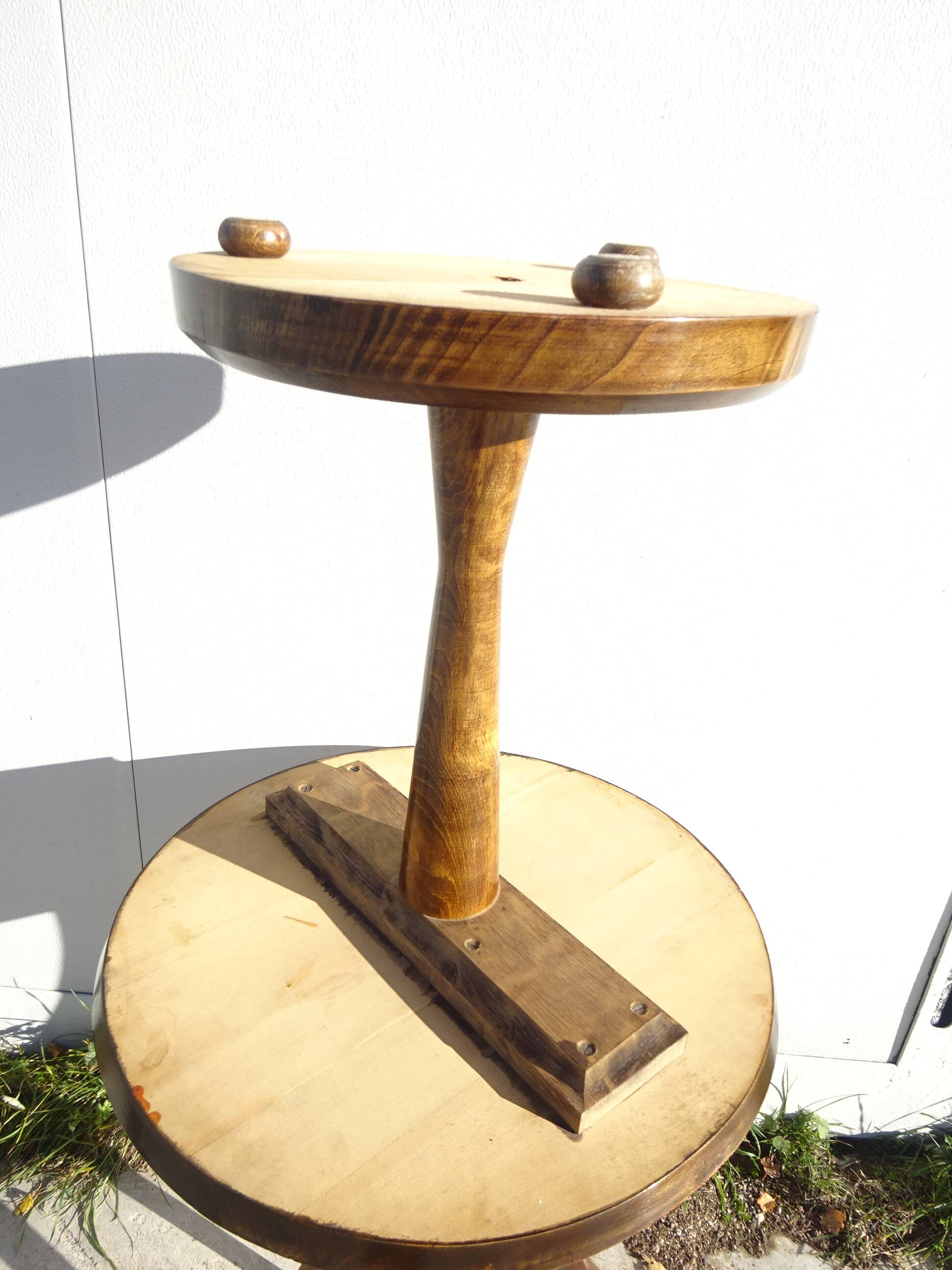 Solid wood pedestal table, Ø60cm