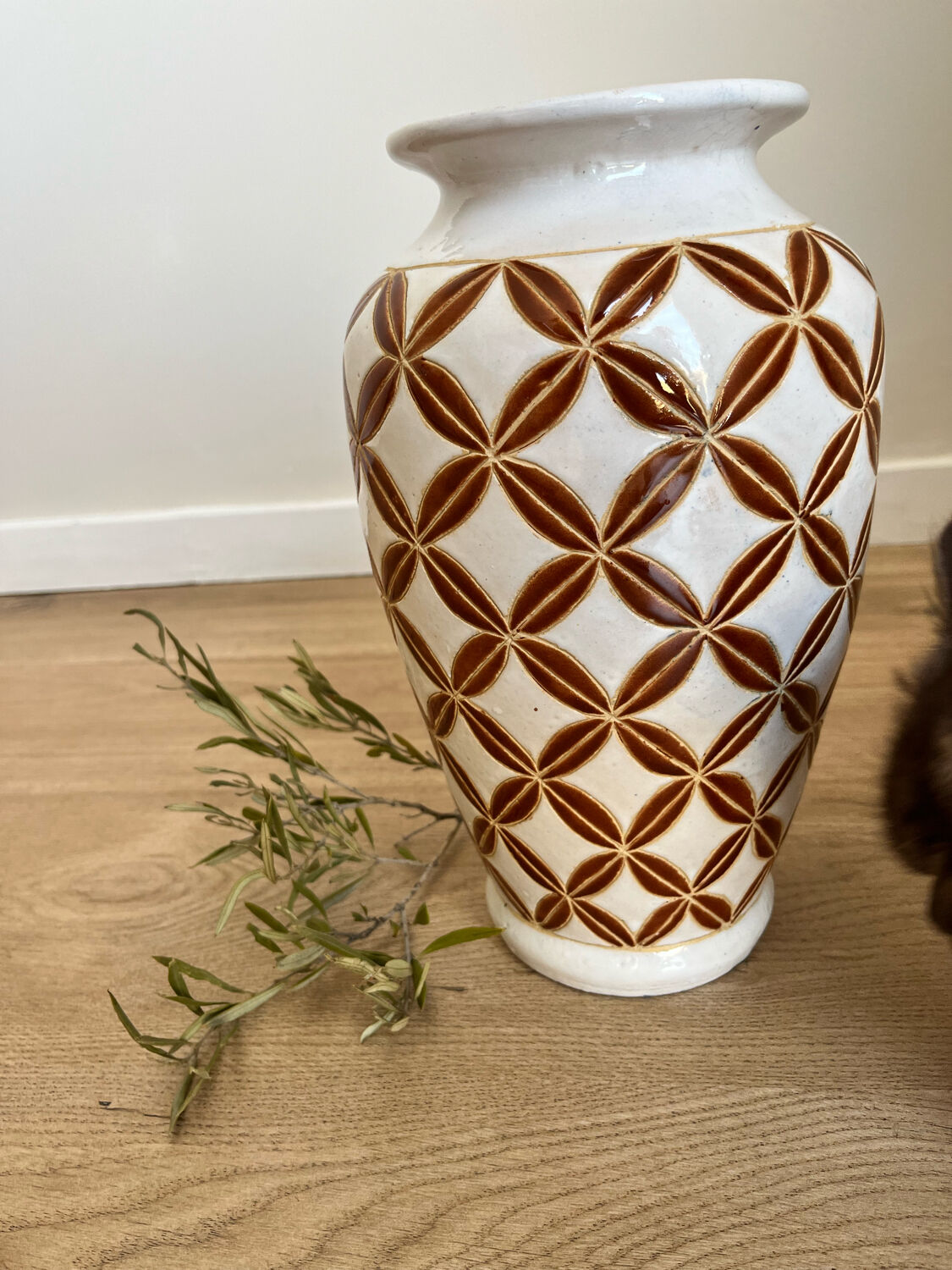 Patterned vase