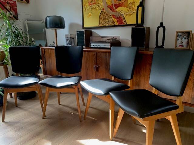 Set of 4 vintage Scandinavian compass chairs from the 70s/80s.