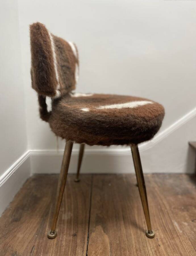 Chaise moumoute vintage