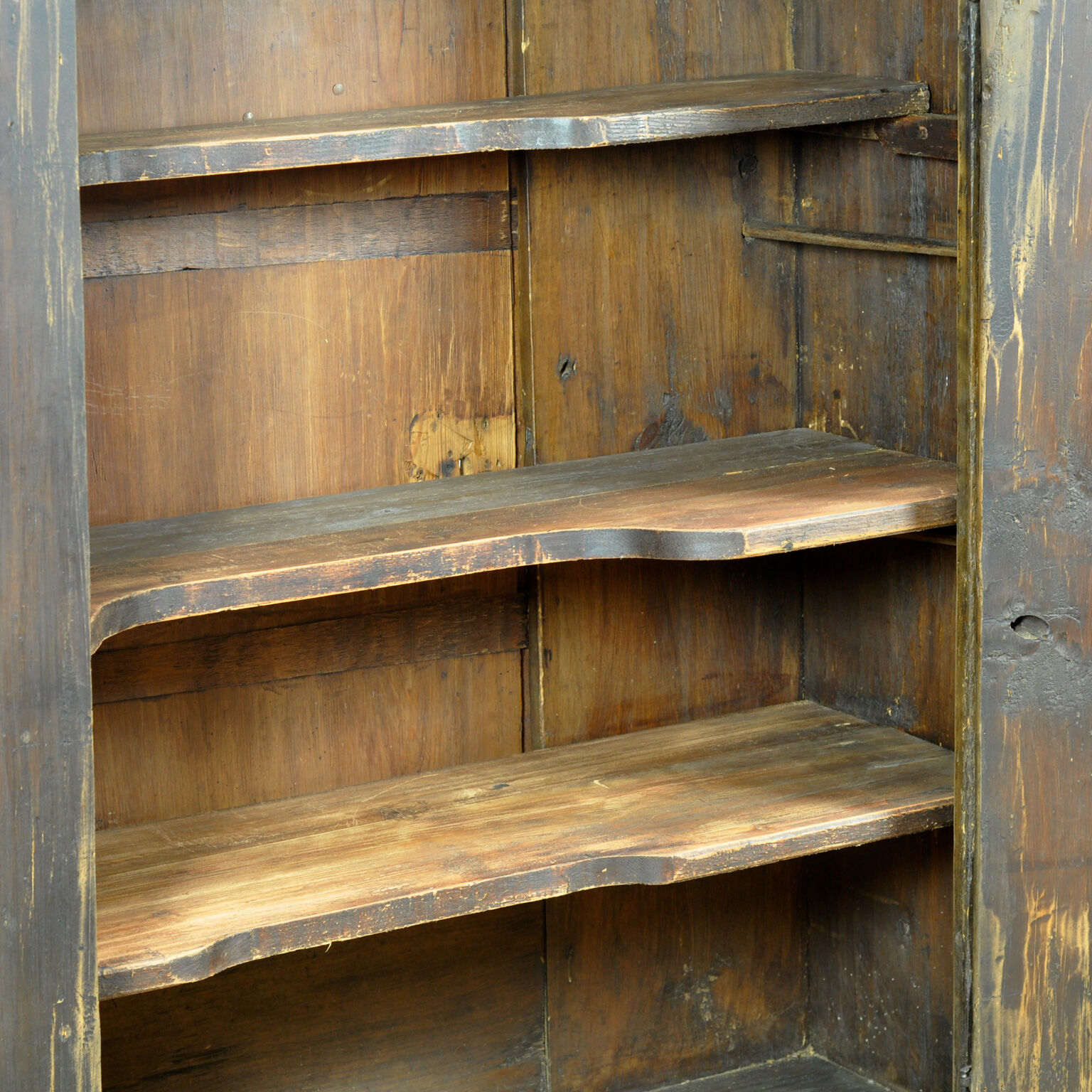 Oak pantry cabinet, circa 1820
