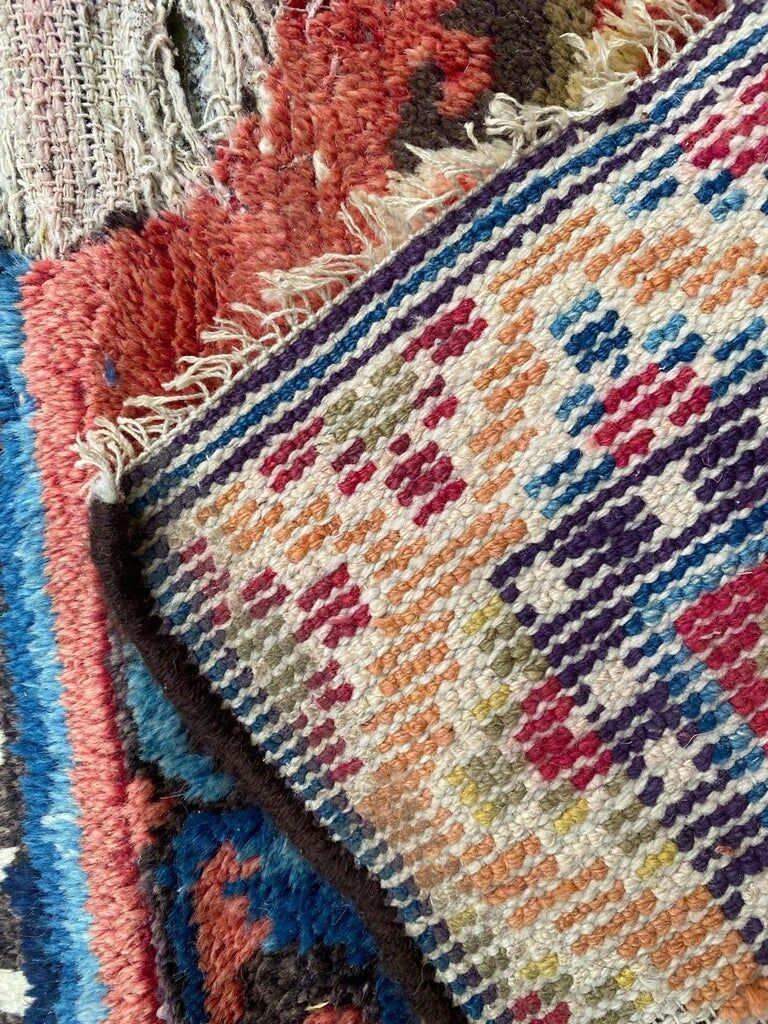 Chinese carpet antique square eliminated 66x61 cm