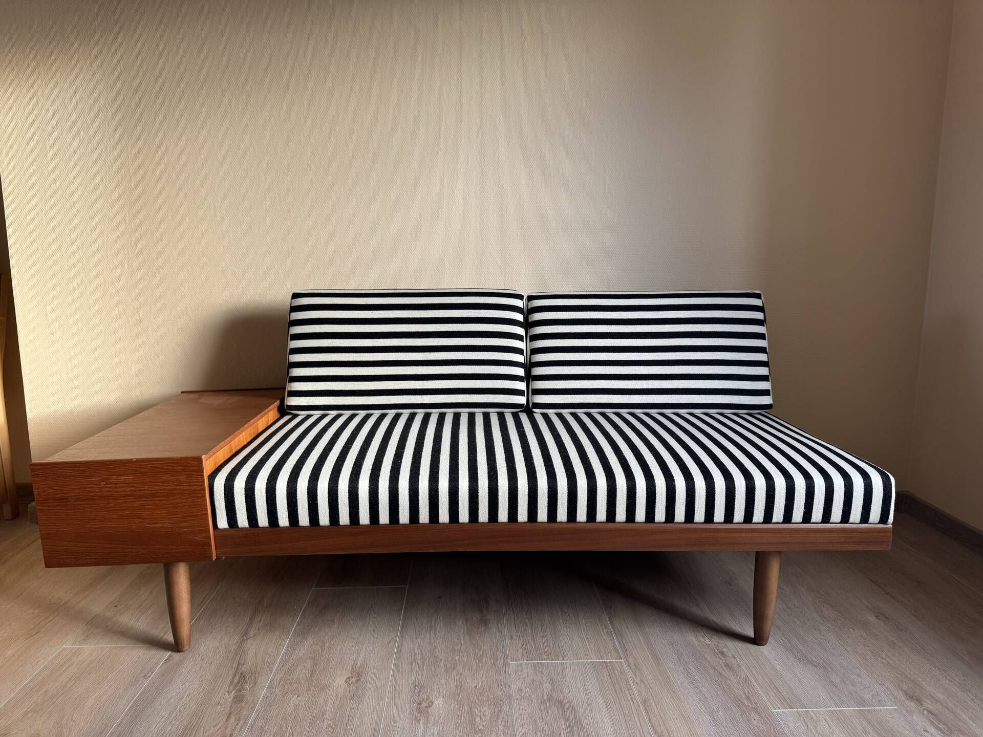 Vintage Scandinavian Ekornes Svane retro daybed MidCentury 1960s