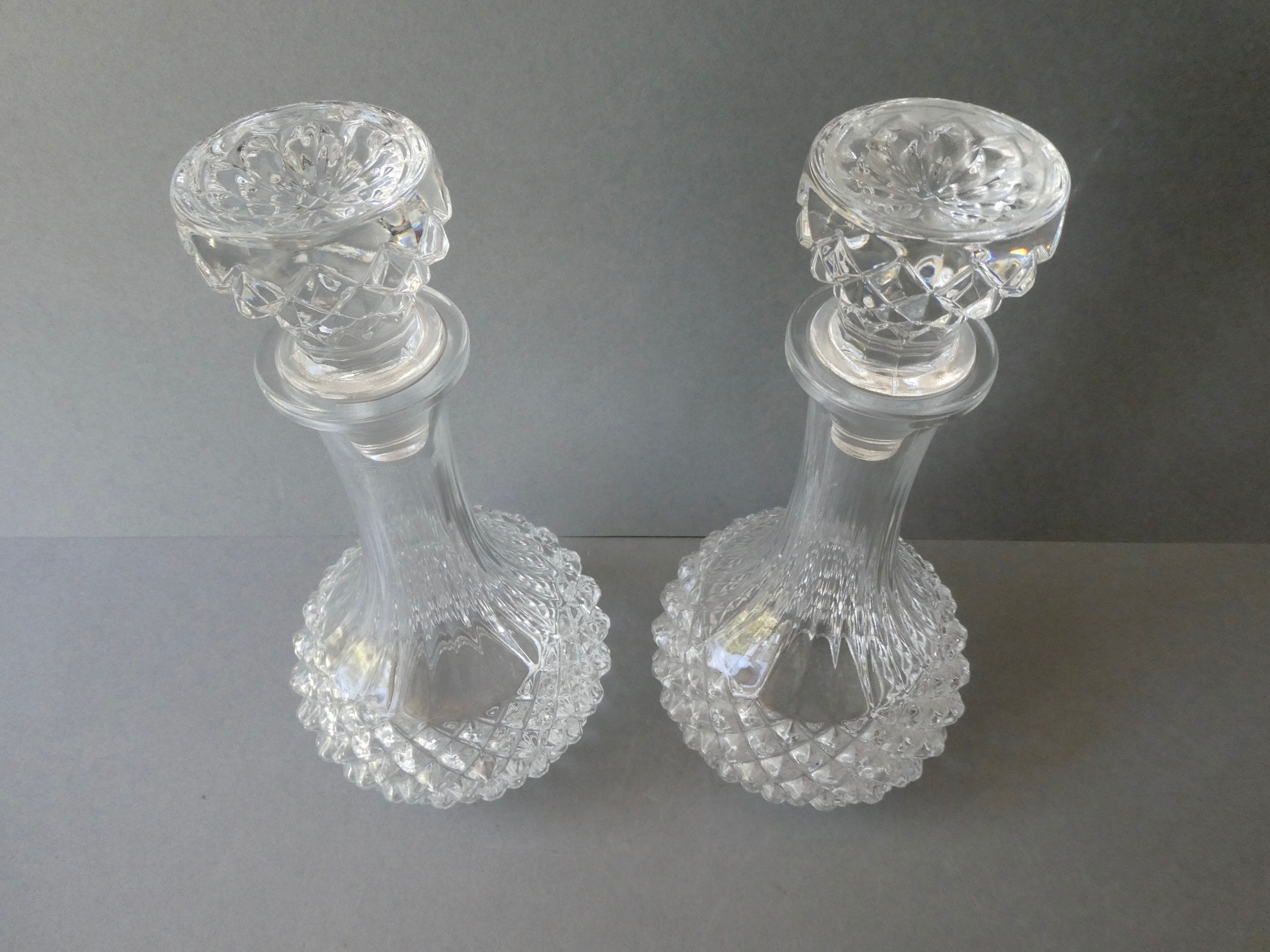 2 wine decanters, Arques crystal, Longchamp model