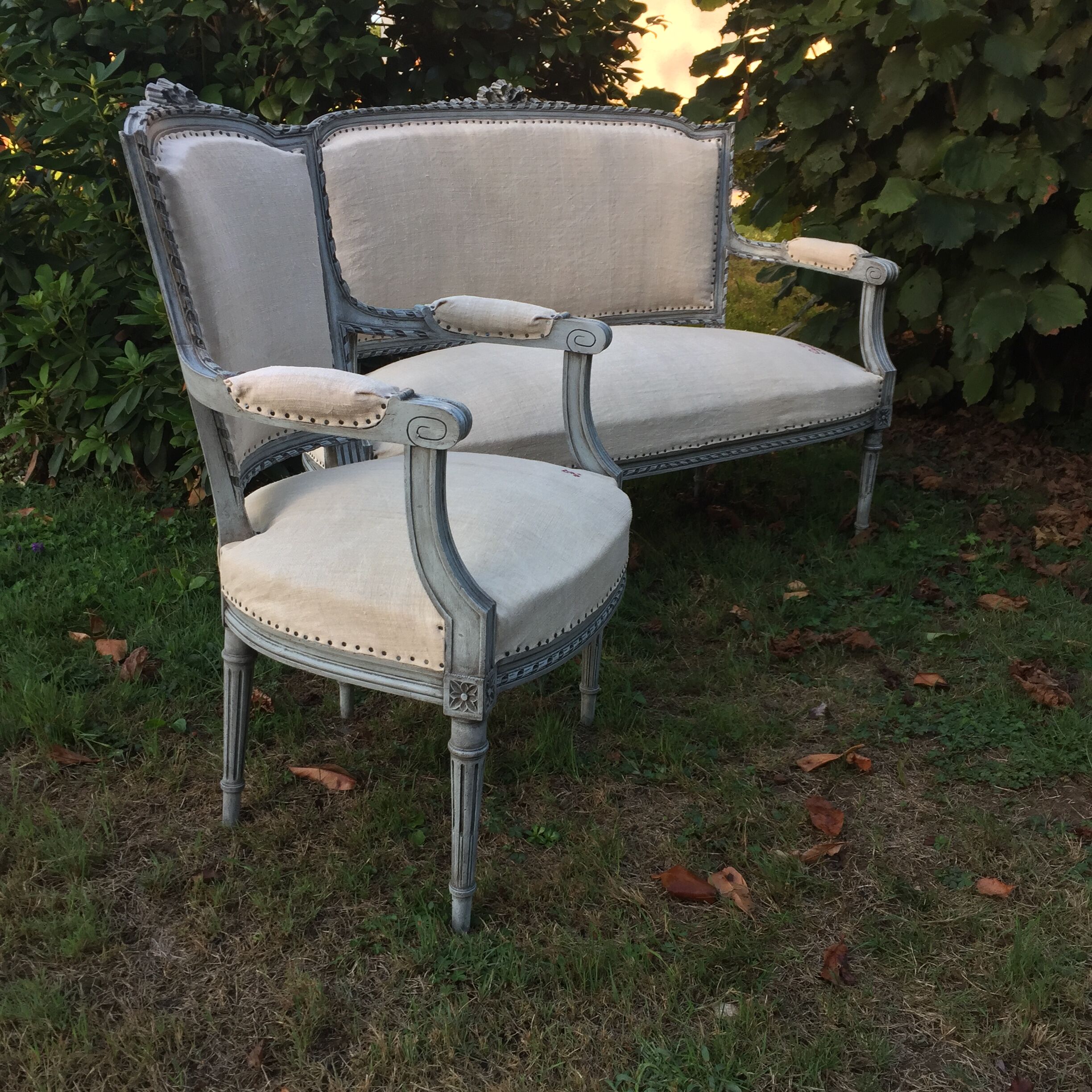 Armchair Cabriolet old Louis XVI style completely renovated