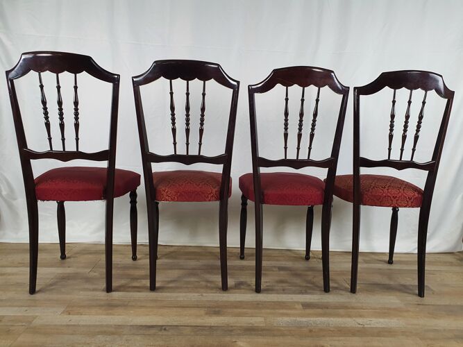 Ensemble de 4 chaises en bois vintage des années 60 avec assise rembourrée