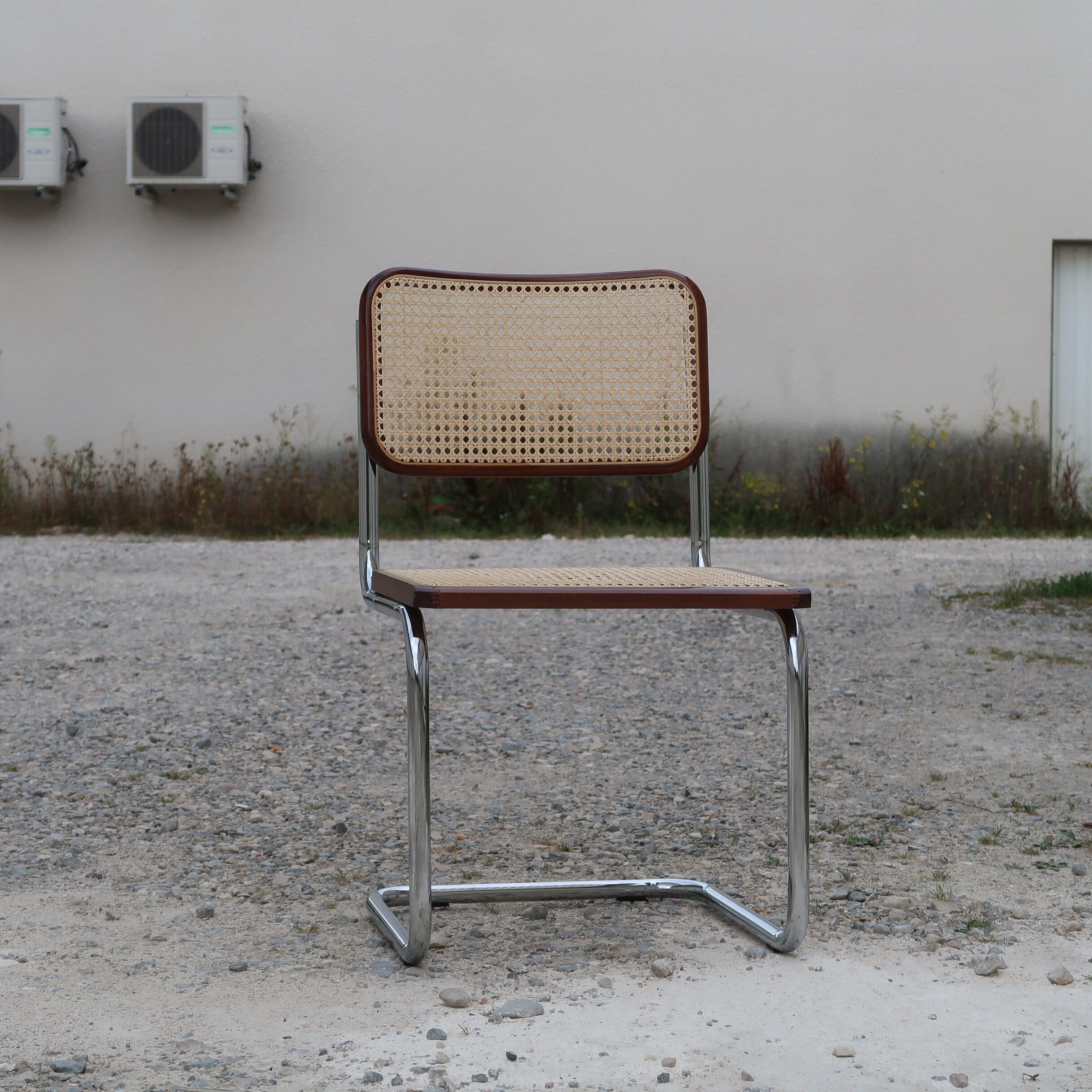 Chaise B32 de Marcel Breuer