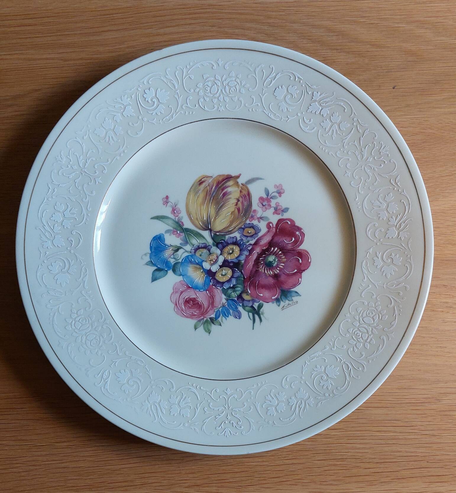 Decorative plate in Limoges porcelain - Floral design