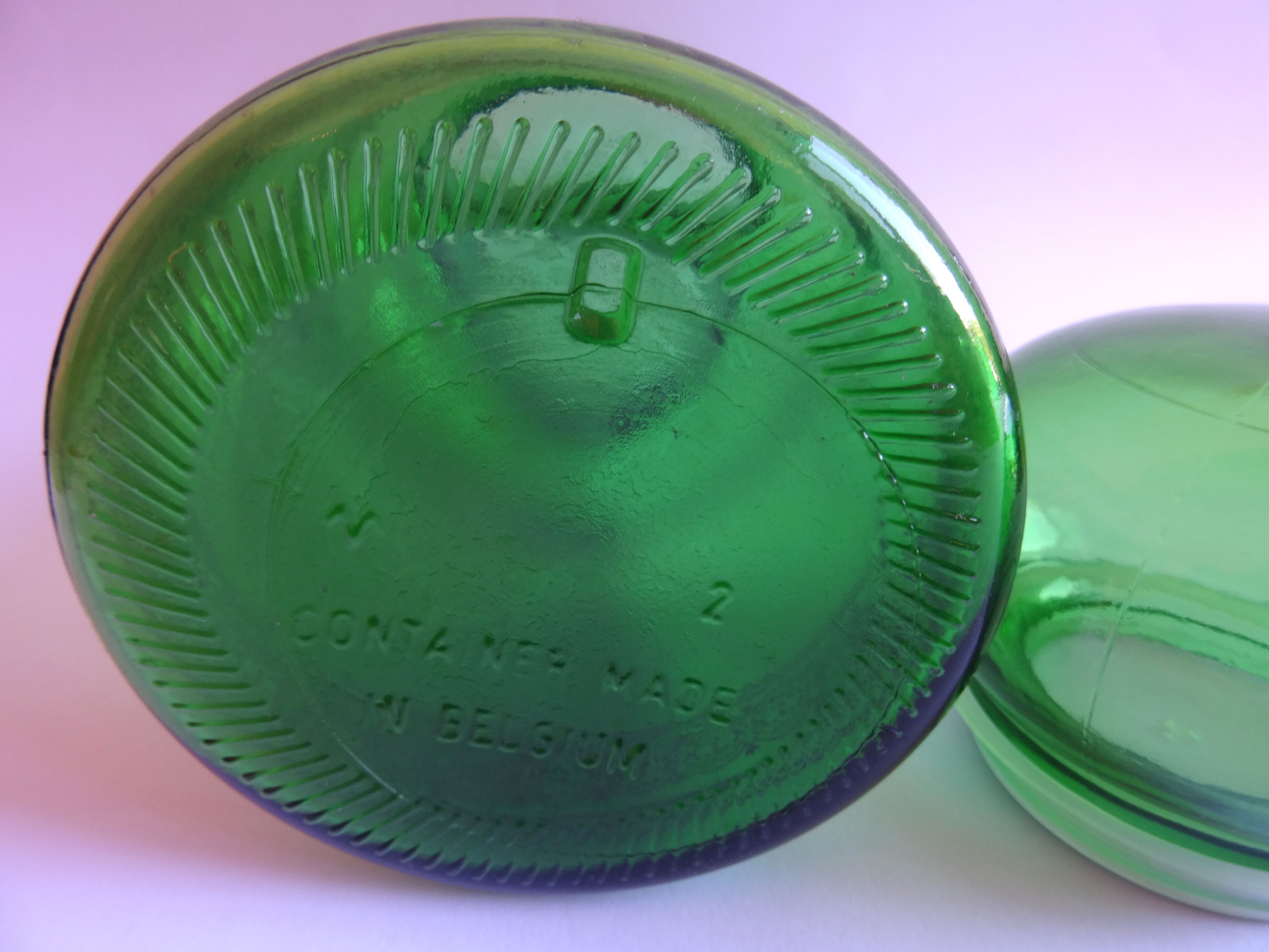 Green apothecary pot