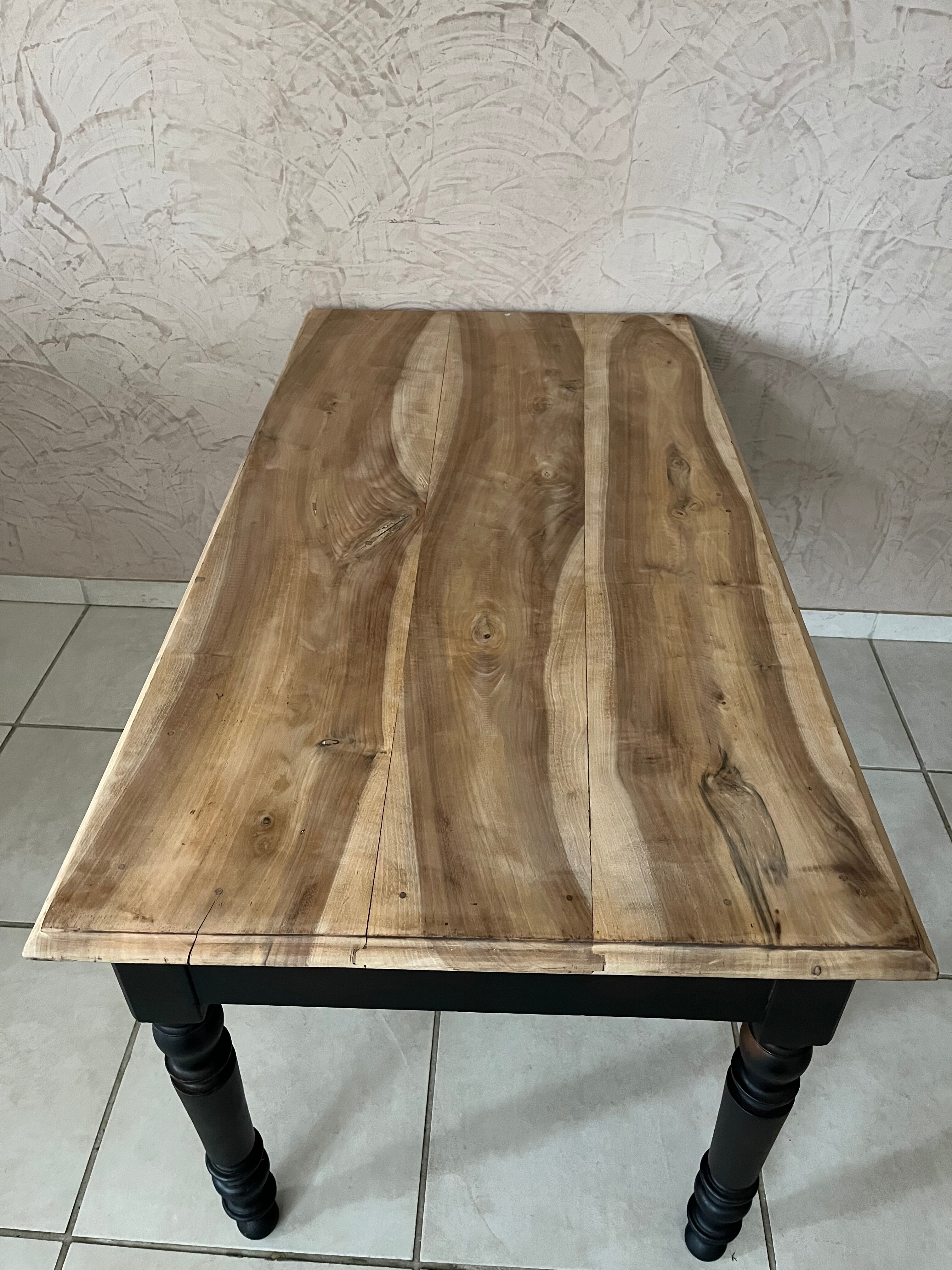 Farmhouse table
