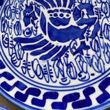 Set of decorative plates