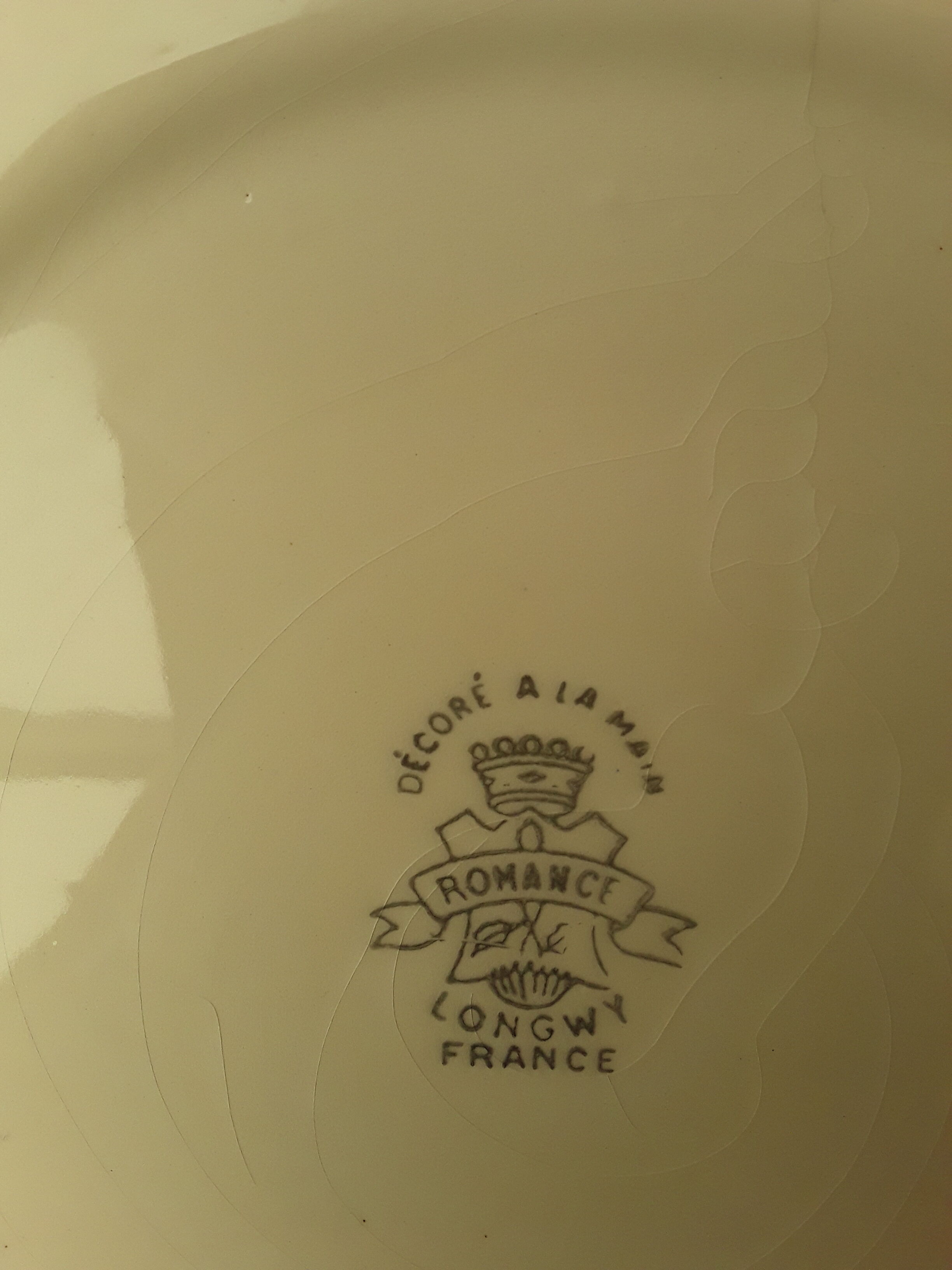 Longwy faience trivety