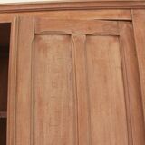 Armoire parisienne