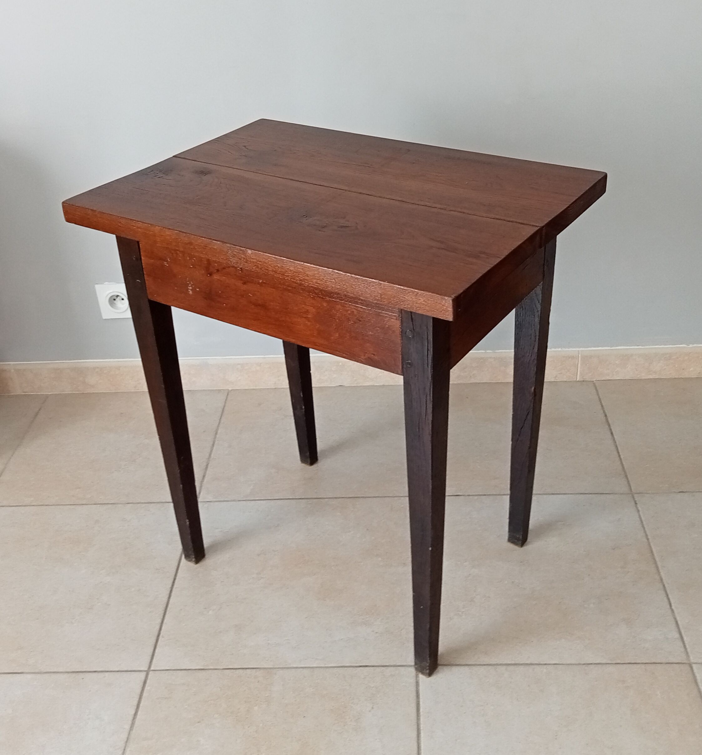 Solid oak table early XXth