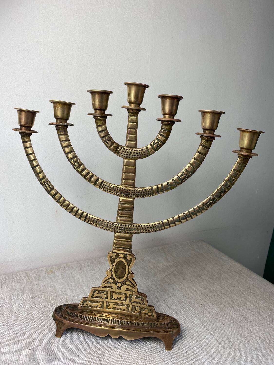 Bougeoir, Menorah à sept branches