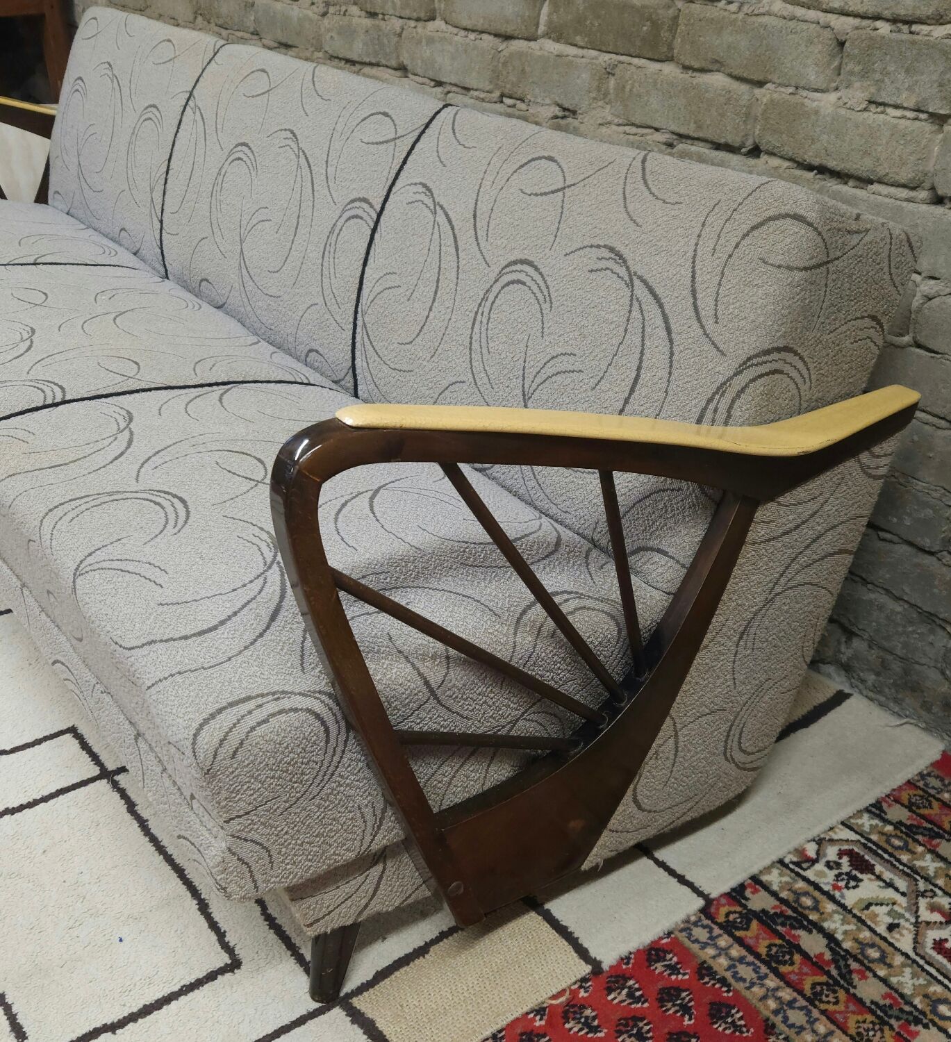 Vintage 1950s daybed sofa