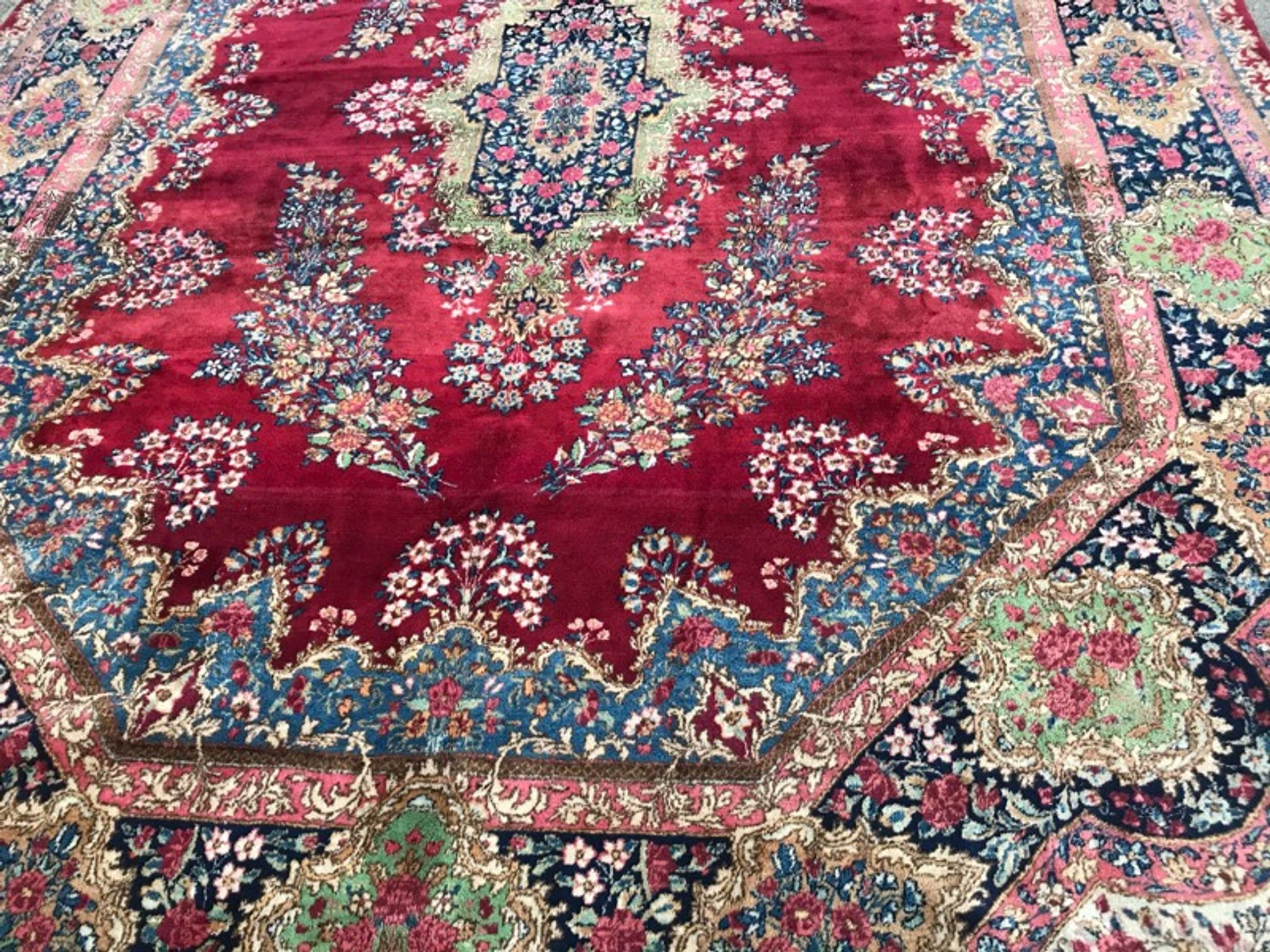 Old carpet Kirman late 270x380 cm