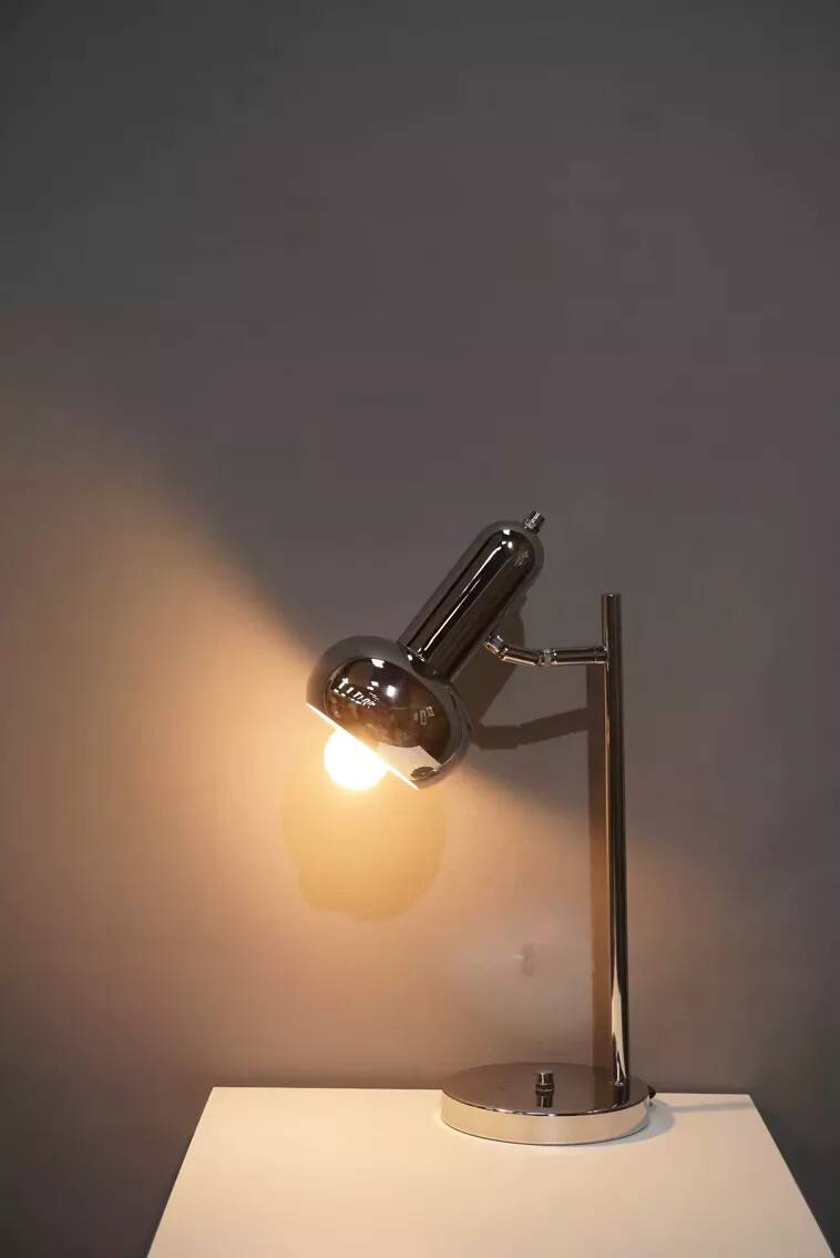 Articulated lamp in chrome metal from the 60s