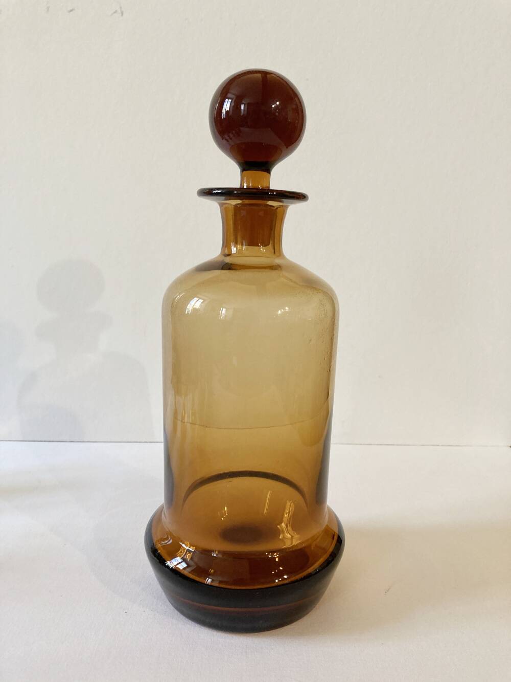 Art Deco liqueur set in amber glass