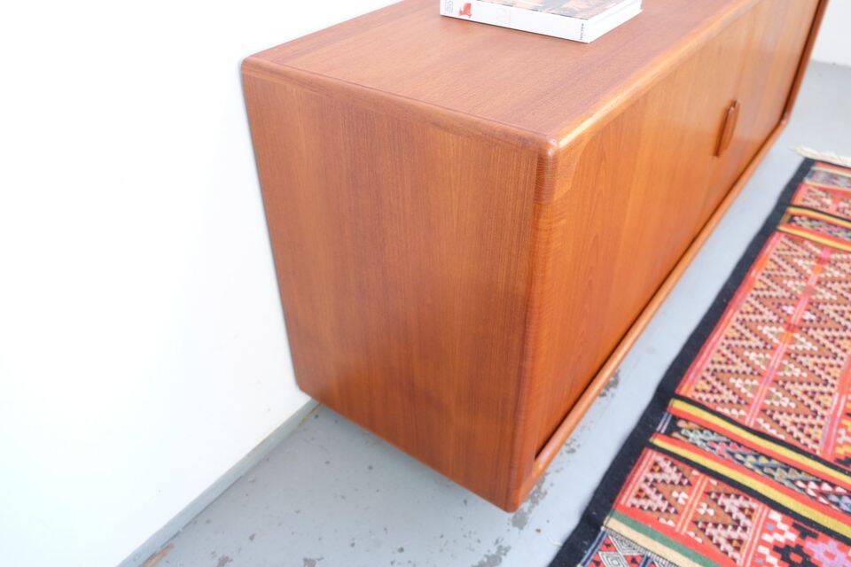Mid-Century Dyrlund teak sideboard, dating from the 1960s/70s, with a retro vintage design.