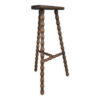 Tripod stool