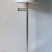 Articulated reading floor lamp from the 80s