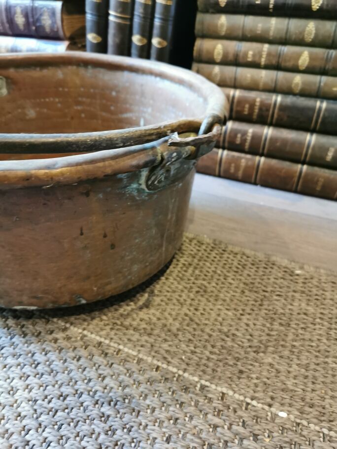 Pot en cuivre