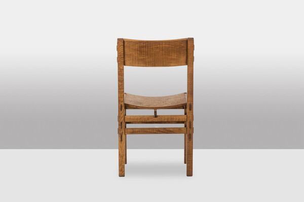Officina Rivadossi. Table et 4 chaises de style Brutaliste. Italie, vers 19
